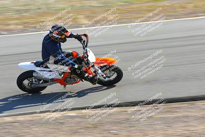 media/Feb-05-2023-Classic Track Day (Sun) [[c35aca4a42]]/Group 2/session 1 turn 9/